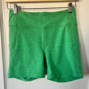Outdoor Voices Pine Green 5" Warm Up Short - Size Small